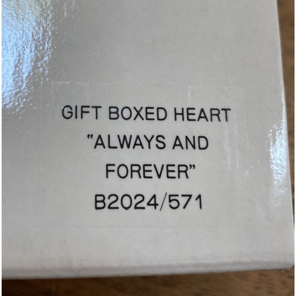 Mikasa Japan Heart Shaped Porcelain Trinket Dish Floral "Always And Forever" NEW - Picture 7 of 7